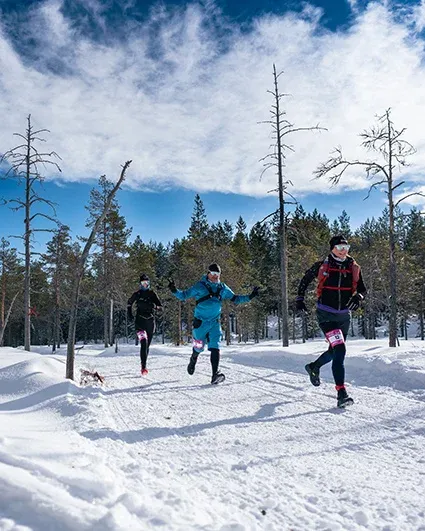 Löpare i Älvdalens vintertrail. Fantastisk stämning!