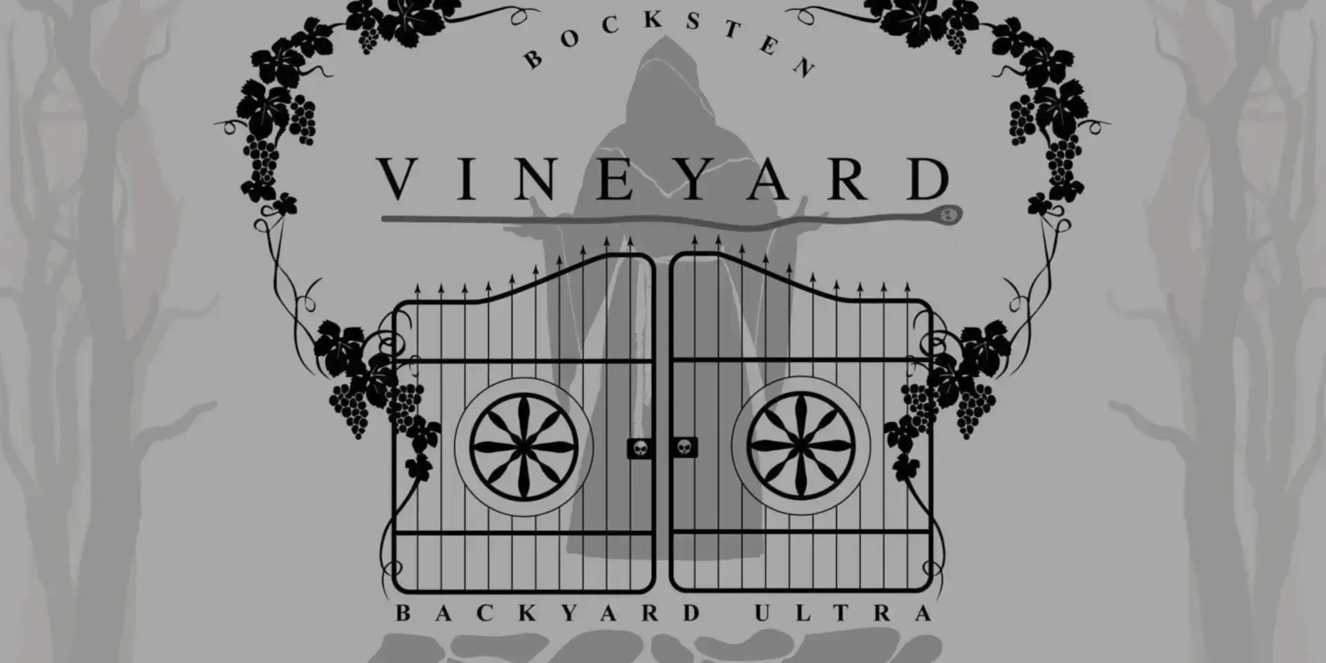 Bocksten Vineyard Backyard Ultra-logotyp med en grind och en mystisk figur.