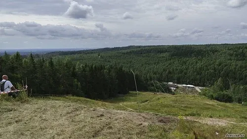 Utsikt över terrängen vid SkogsUltra Storstenshöjden.